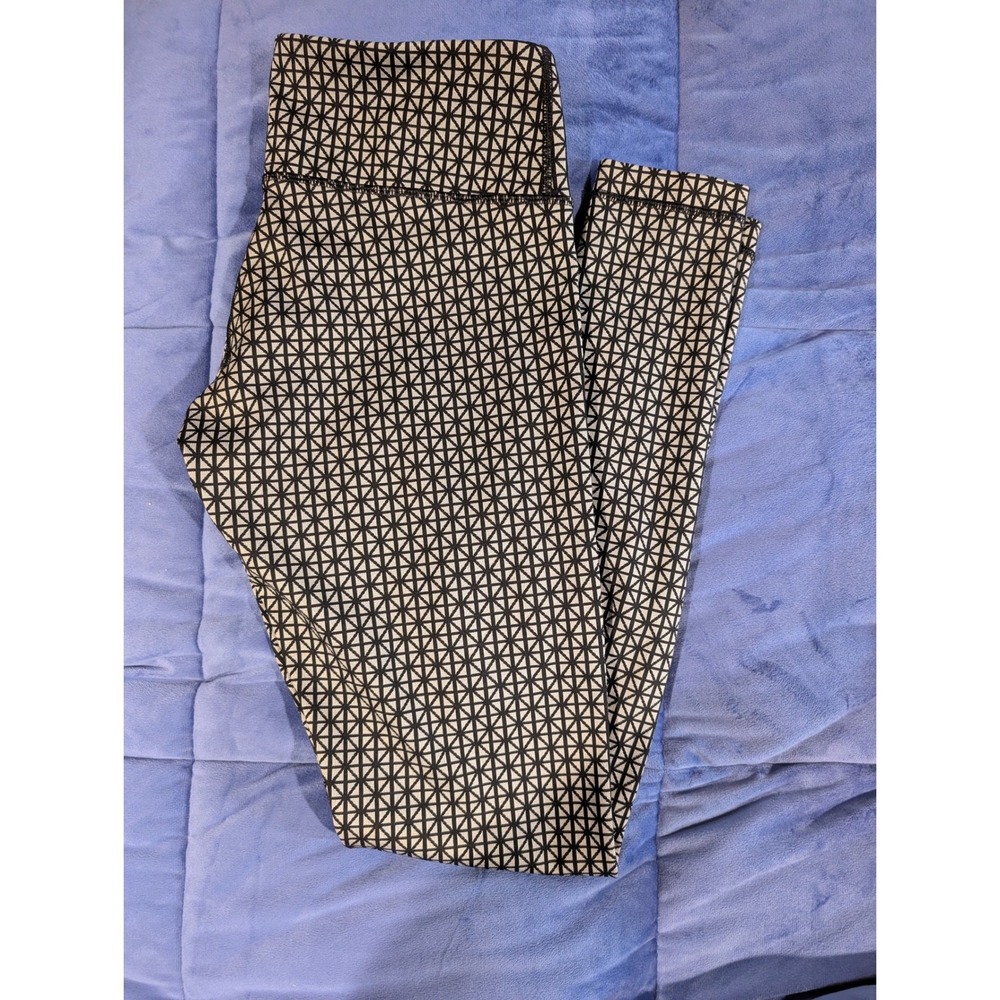 Lululemonโ Wunder Under Tri GeoSilver Spoon Leggings EUC - Size 6